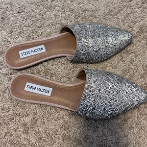 Steven Madden NWT slides